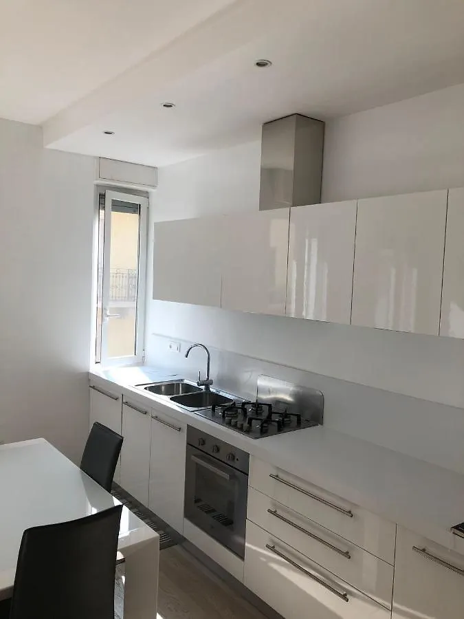 Bright & Spacious Apartment Near Navigli - Ponti Milan