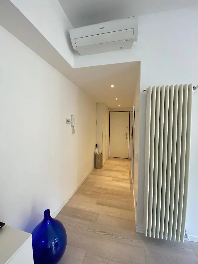 Bright & Spacious Apartment Near Navigli - Ponti Milan