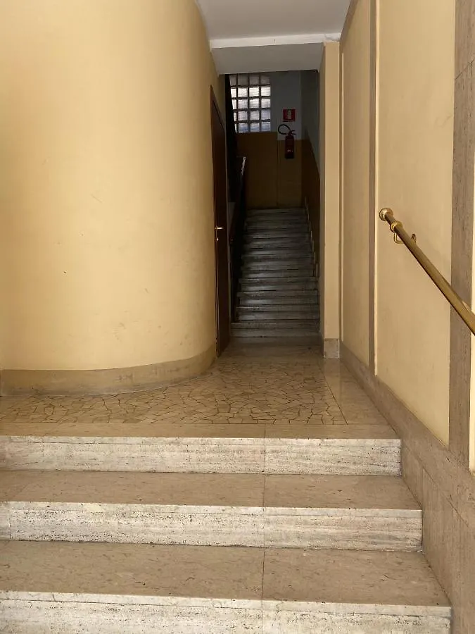 Bright & Spacious Apartment Near Navigli - Ponti Milan