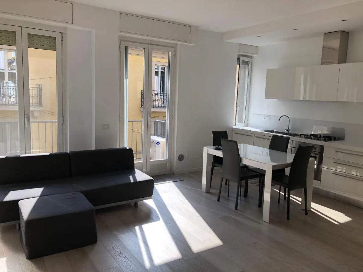 Bright & Spacious Apartment Near Navigli - Ponti Milan